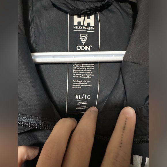 Helly Hansen jacket - Picture 4 of 5